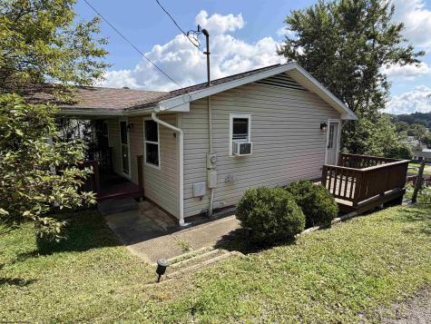 59 Upper Drive Buckhannon WV 26201