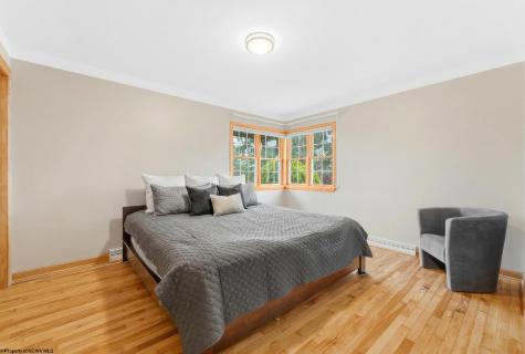 15 Citadel Road Morgantown WV 26508