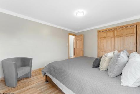 15 Citadel Road Morgantown WV 26508