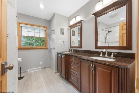 15 Citadel Road Morgantown WV 26508
