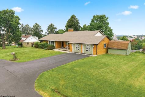 15 Citadel Road Morgantown WV 26508