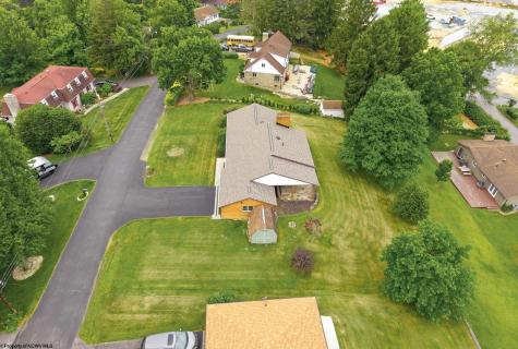15 Citadel Road Morgantown WV 26508