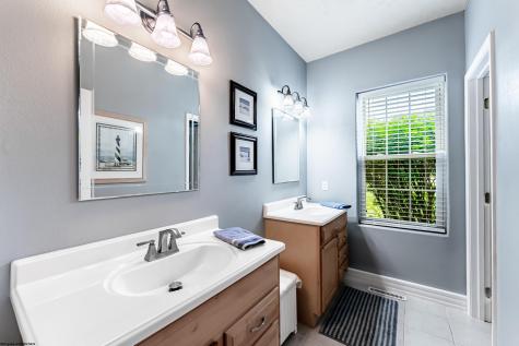 8 Allen Circle Fairmont WV 26554
