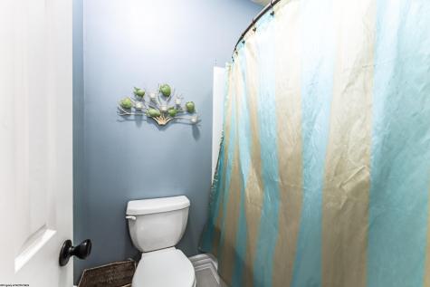 8 Allen Circle Fairmont WV 26554