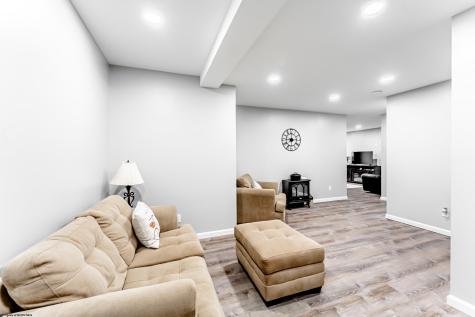 8 Allen Circle Fairmont WV 26554