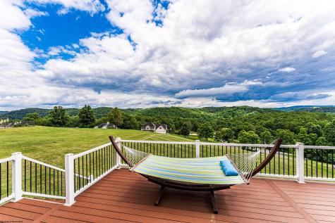 8 Allen Circle Fairmont WV 26554