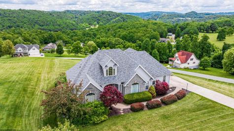 8 Allen Circle Fairmont WV 26554