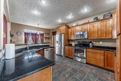 8 Allen Circle Fairmont WV 26554