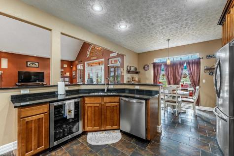 8 Allen Circle Fairmont WV 26554