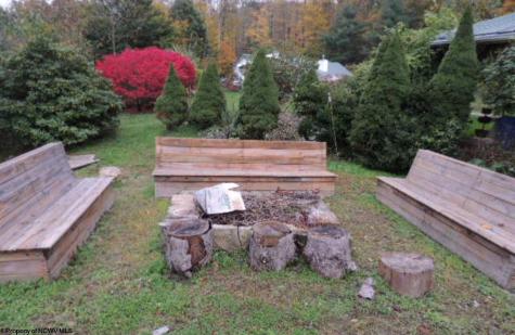 489 Slab Camp Road Independence WV 26374