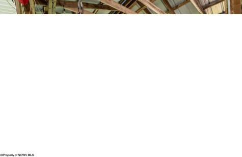 489 Slab Camp Road Independence WV 26374