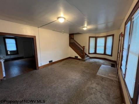 743 Wells Street Morgantown WV 26505