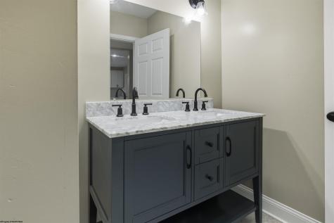 735 Mulberry Avenue Clarksburg WV 26301