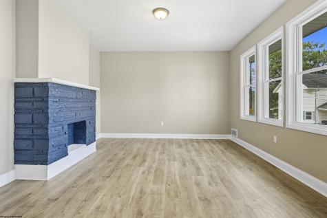 735 Mulberry Avenue Clarksburg WV 26301