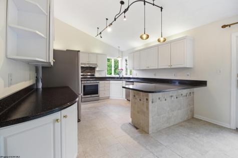 4699 Shadyside Lane Morgantown WV 26508