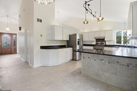 4699 Shadyside Lane Morgantown WV 26508