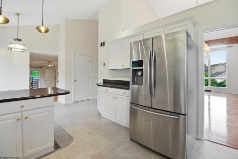 4699 Shadyside Lane Morgantown WV 26508
