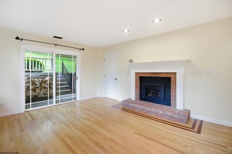 4699 Shadyside Lane Morgantown WV 26508