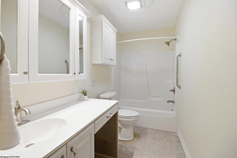 4699 Shadyside Lane Morgantown WV 26508
