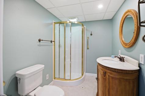 4699 Shadyside Lane Morgantown WV 26508