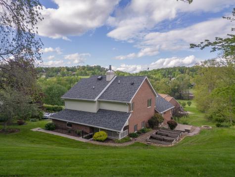 4699 Shadyside Lane Morgantown WV 26508