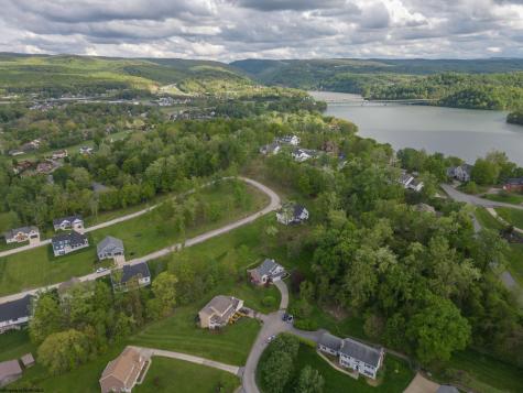 4699 Shadyside Lane Morgantown WV 26508