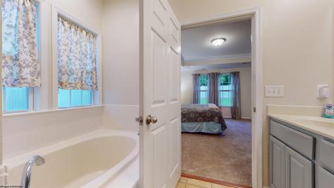 15 Ashbury Lane Fairmont WV 26554
