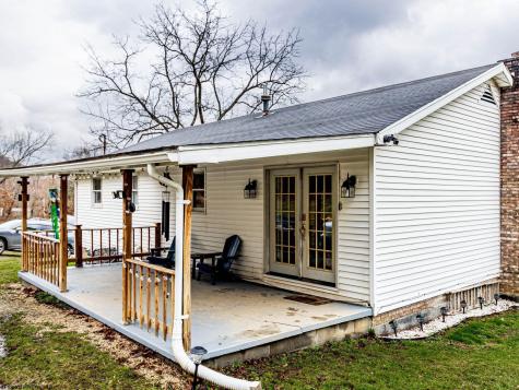 210 Rosedale Hill Road Maidsville WV 26541