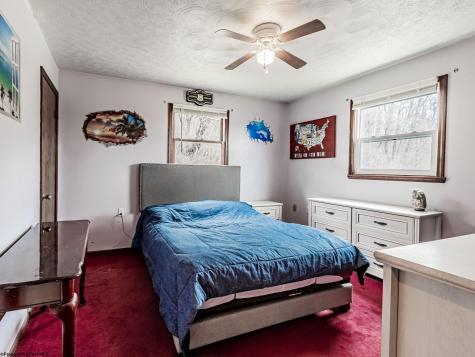210 Rosedale Hill Road Maidsville WV 26541