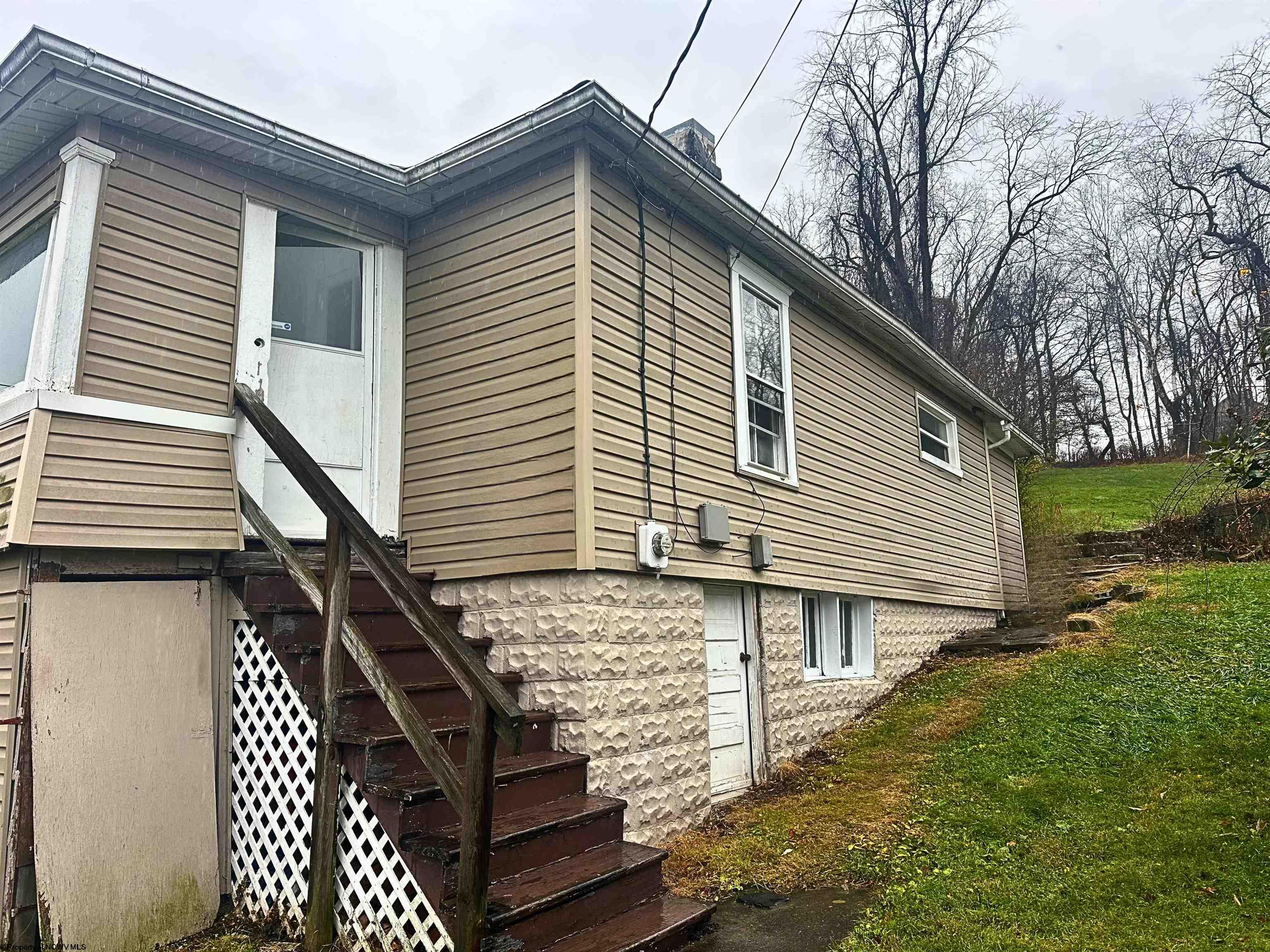 607 Palatine Avenue Fairmont WV 26554