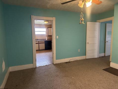 607 Palatine Avenue Fairmont WV 26554