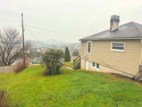 607 Palatine Avenue Fairmont WV 26554