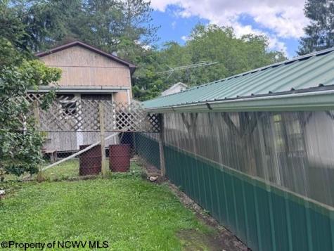 138 Brown Street Thomas WV 26292