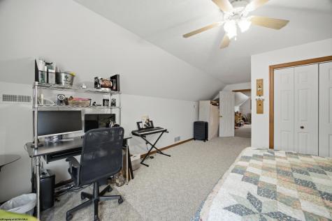 39 Glen Court Bridgeport WV 26330