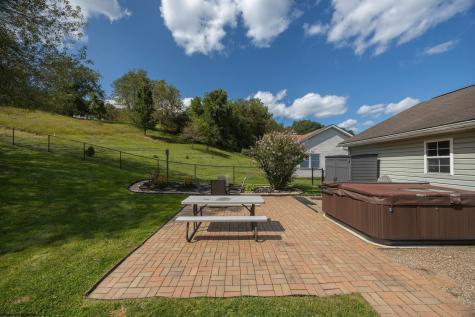 39 Glen Court Bridgeport WV 26330