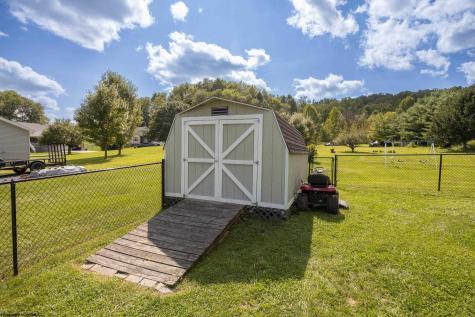 39 Glen Court Bridgeport WV 26330