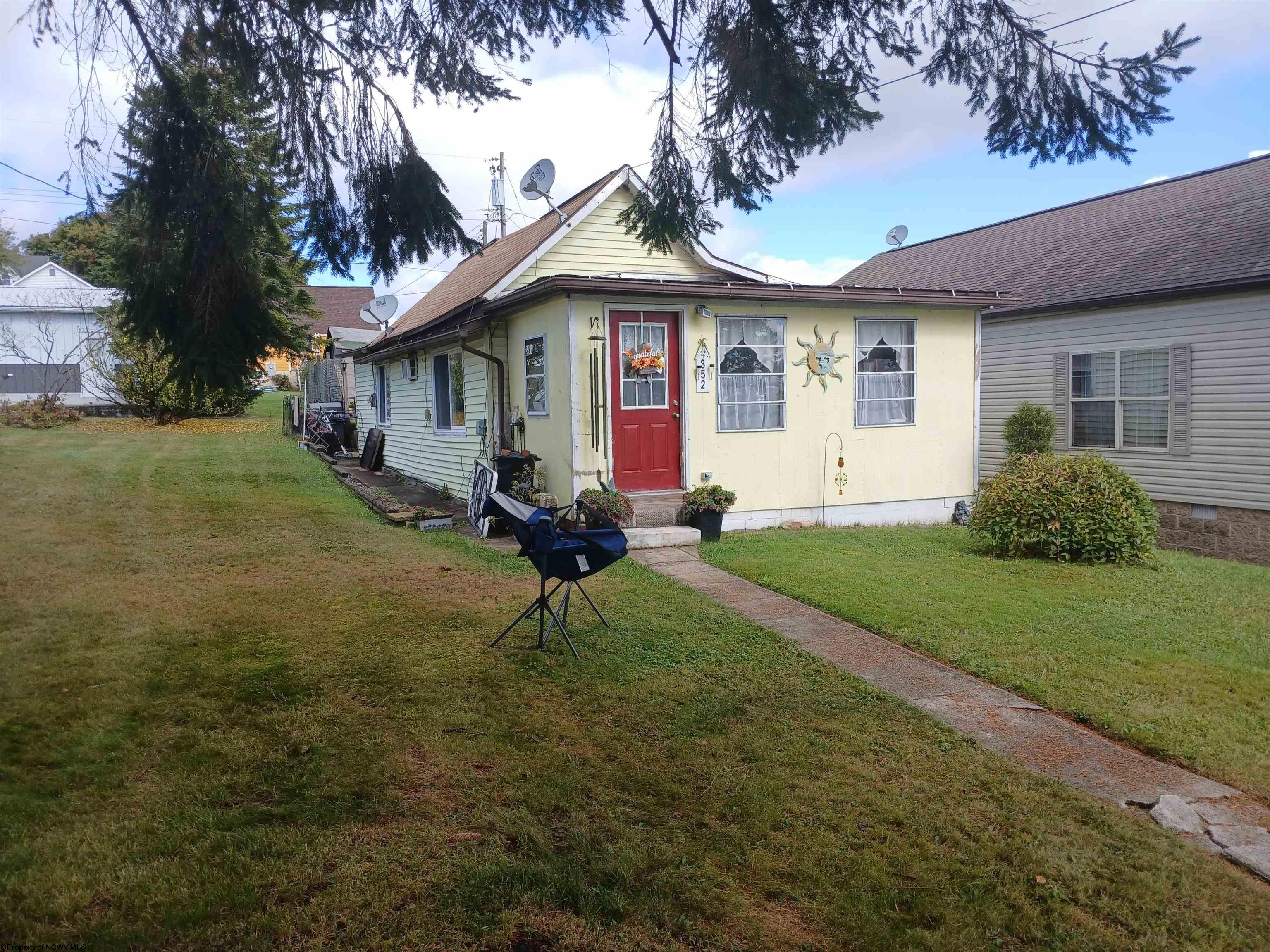 352 Thomas Avenue Davis WV 26260