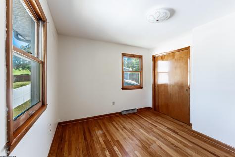 913 Briarwood Court Morgantown WV 26505