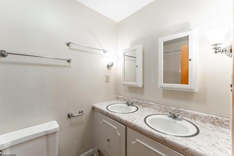 913 Briarwood Court Morgantown WV 26505