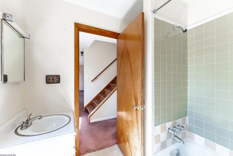 913 Briarwood Court Morgantown WV 26505