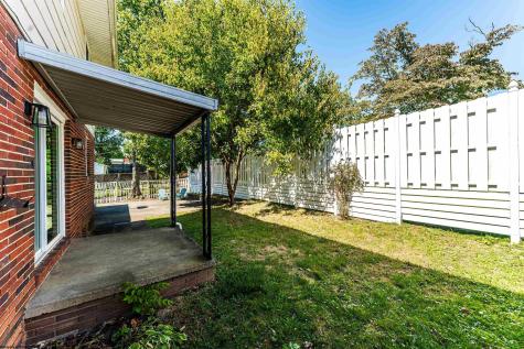 913 Briarwood Court Morgantown WV 26505