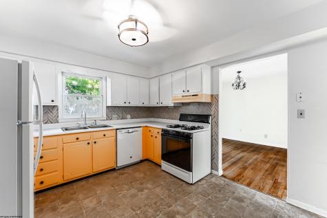 913 Briarwood Court Morgantown WV 26505