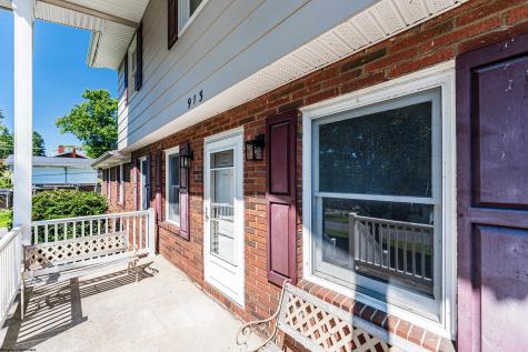 913 Briarwood Court Morgantown WV 26505