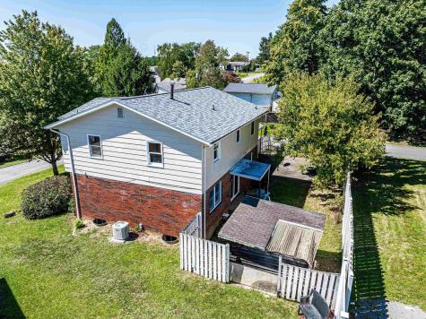 913 Briarwood Court Morgantown WV 26505