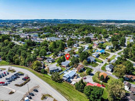 913 Briarwood Court Morgantown WV 26505