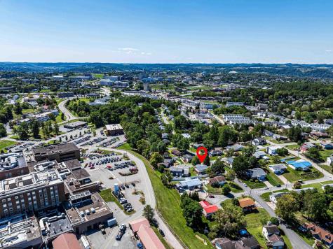 913 Briarwood Court Morgantown WV 26505