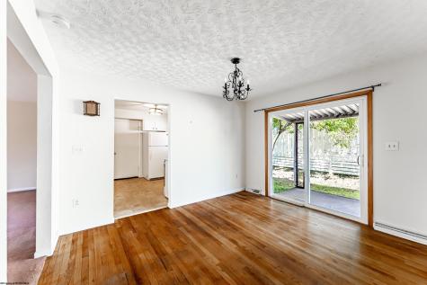 913 Briarwood Court Morgantown WV 26505