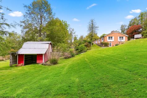 1188 Sands Drive Fairmont WV 26554