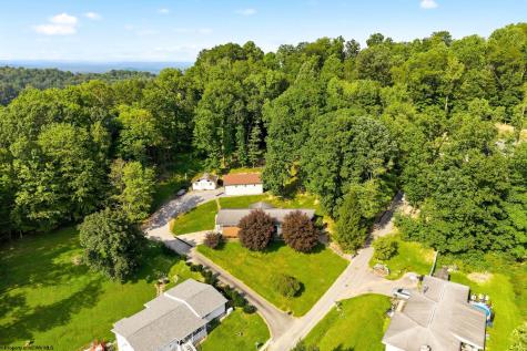 105 Jaynes Drive Fairmont WV 26554