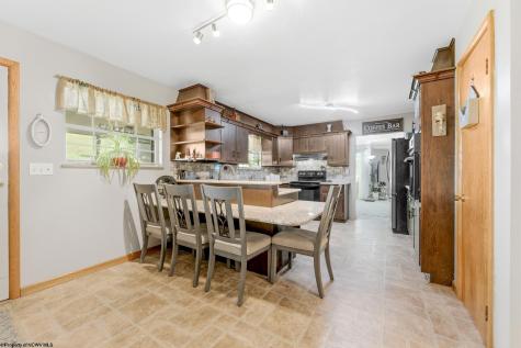 105 Jaynes Drive Fairmont WV 26554